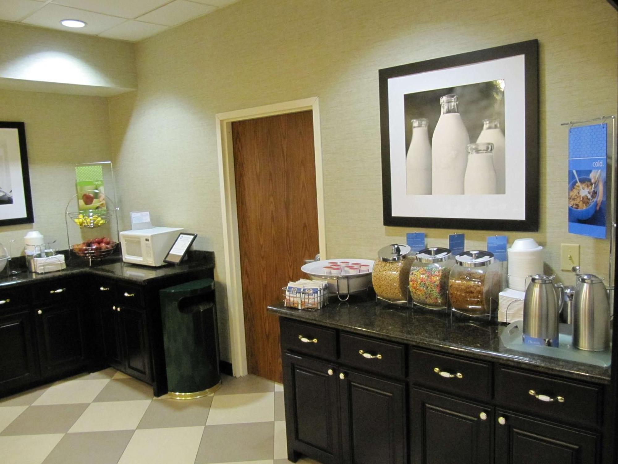 Hampton Inn Lindale/Tyler Eksteriør billede